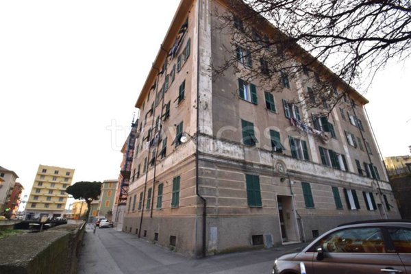 appartamento in vendita a Genova in zona Palmaro / Pra'