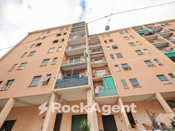 appartamento in vendita a Genova in zona Sampierdarena