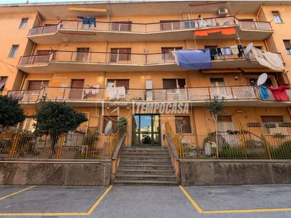 appartamento in vendita a Genova in zona Sestri Ponente