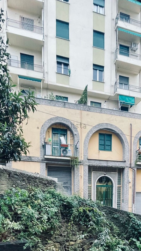 appartamento in vendita a Genova in zona Marassi
