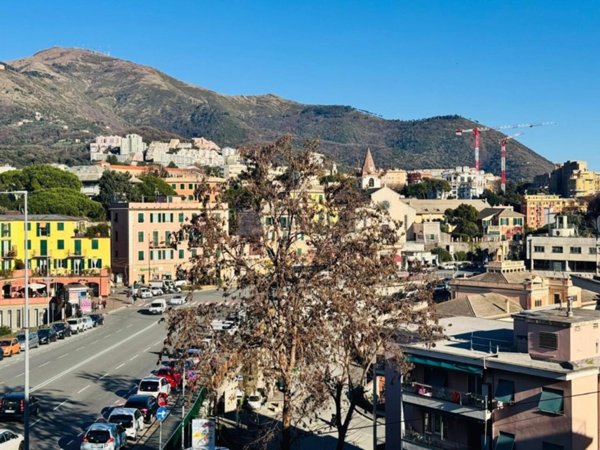 appartamento in vendita a Genova in zona Albaro