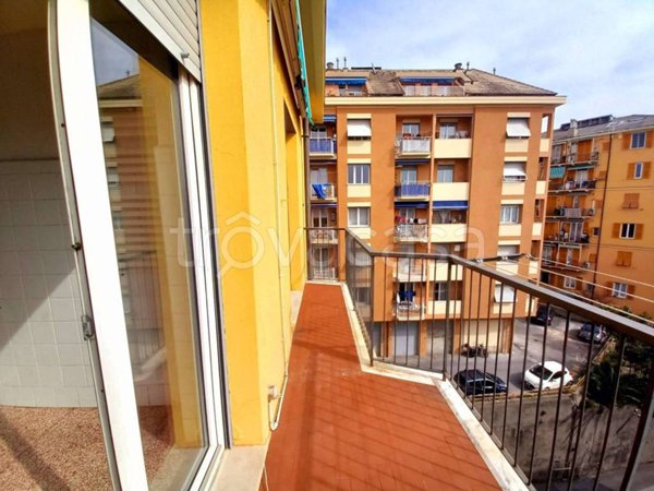 appartamento in vendita a Genova in zona Sturla