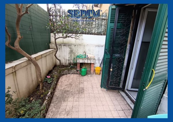 appartamento in vendita a Genova in zona Foce