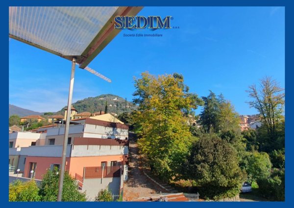 appartamento in vendita a Genova in zona Struppa