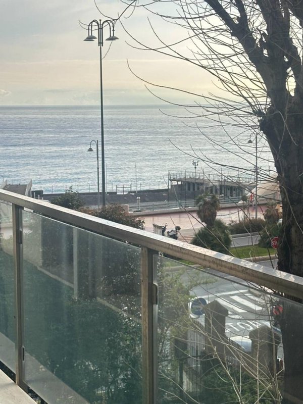 appartamento in vendita a Genova in zona Albaro