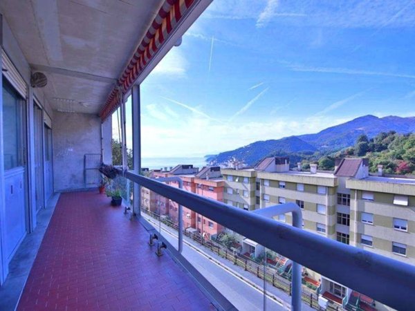 appartamento in vendita a Genova in zona Palmaro / Pra'