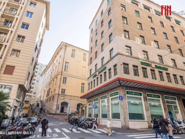 appartamento in vendita a Genova in zona Rivarolo