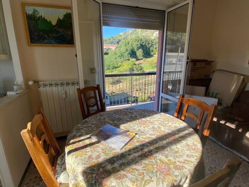 appartamento in vendita a Genova in zona Sestri Ponente