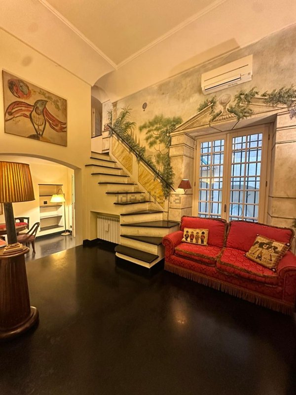 appartamento in vendita a Genova in zona Portoria / Piccapietra