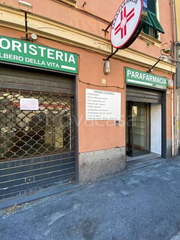 negozio in vendita a Genova in zona Nervi