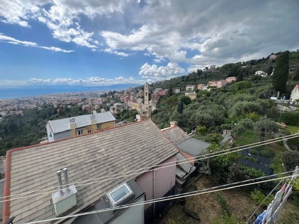 casa indipendente in vendita a Genova in zona Apparizione