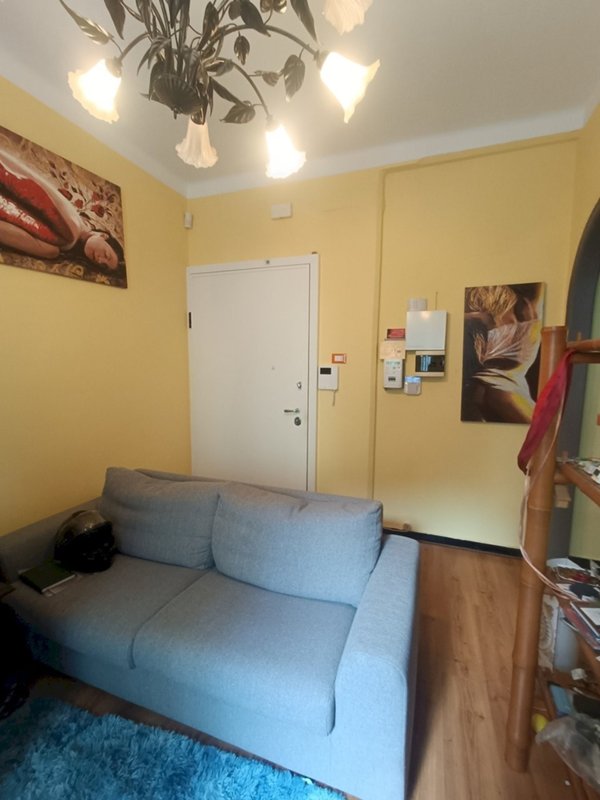 appartamento in vendita a Genova in zona Sampierdarena