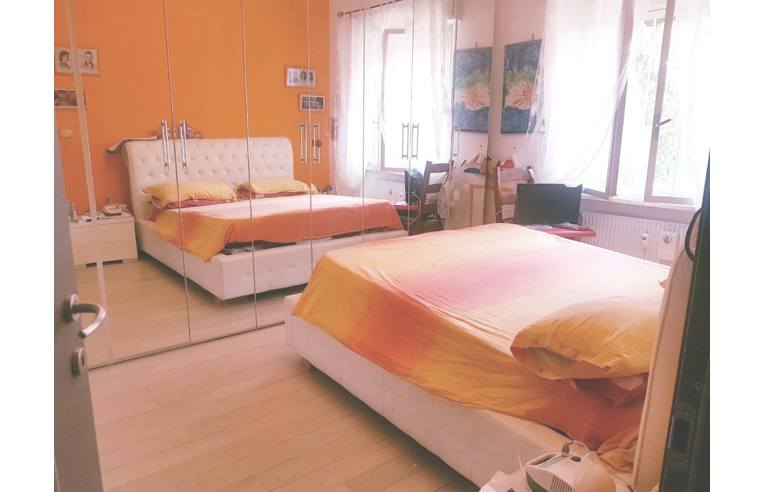 appartamento in vendita a Genova in zona Molassana