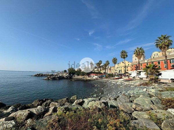 appartamento in vendita a Genova in zona Pegli