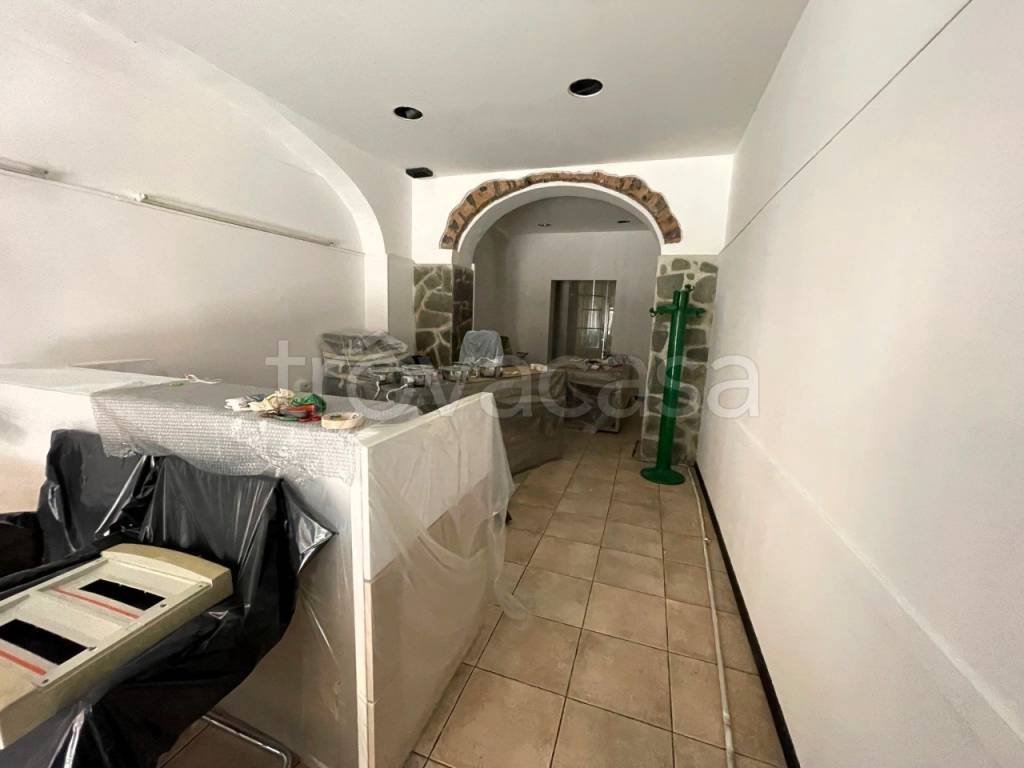 negozio in vendita a Genova in zona Marassi