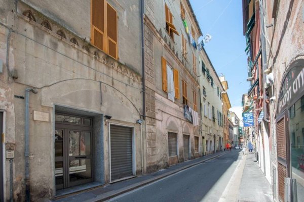 appartamento in vendita a Genova in zona Sestri Ponente