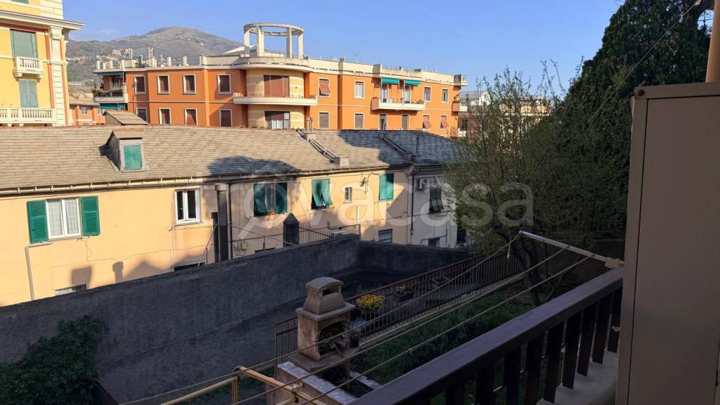 appartamento in vendita a Genova in zona Albaro