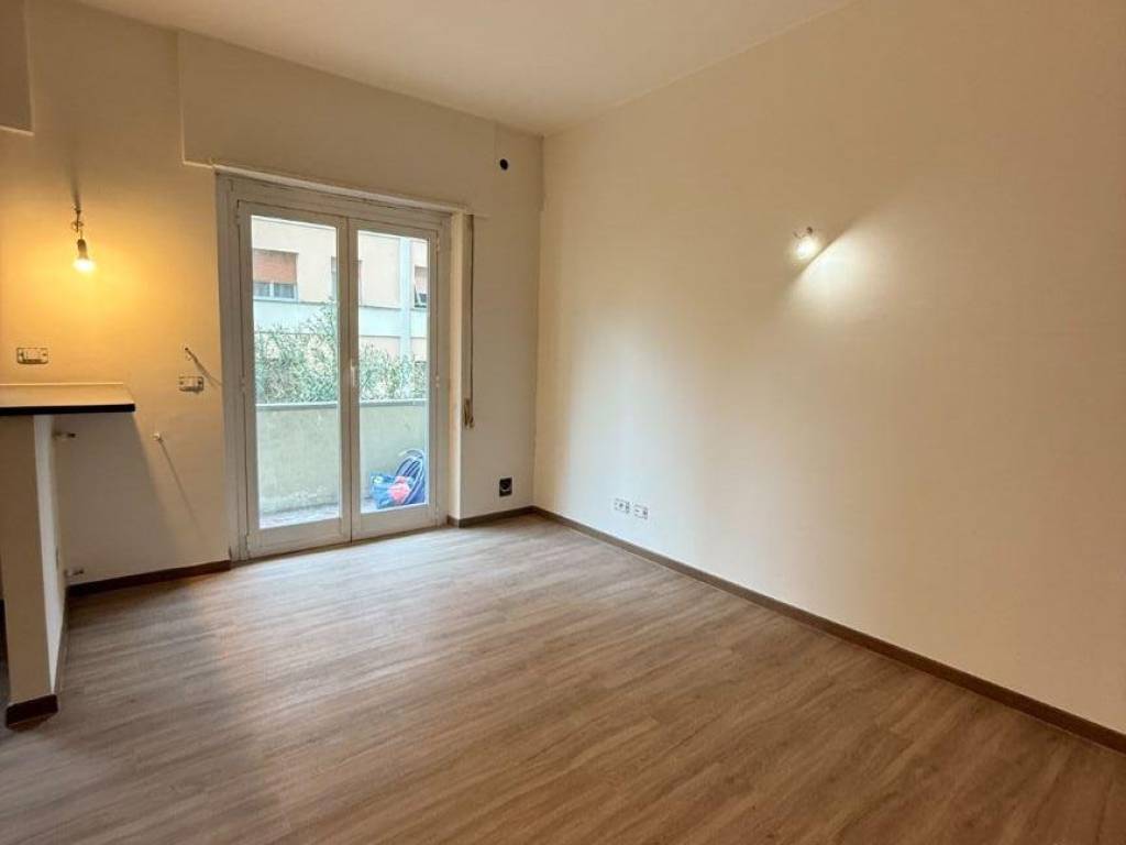 appartamento in vendita a Genova in zona Marassi