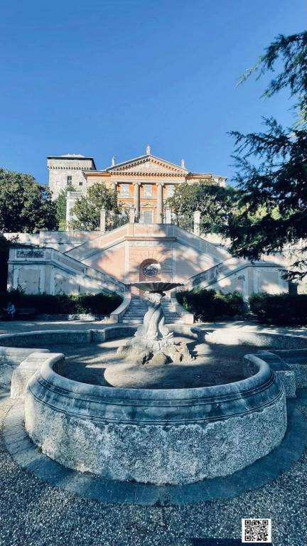 appartamento in vendita a Genova in zona Castelletto