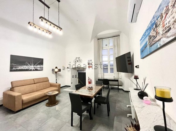 appartamento in vendita a Genova in zona Sottoripa / Maddalena / Molo