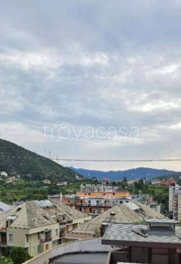 appartamento in vendita a Genova in zona Sestri Ponente