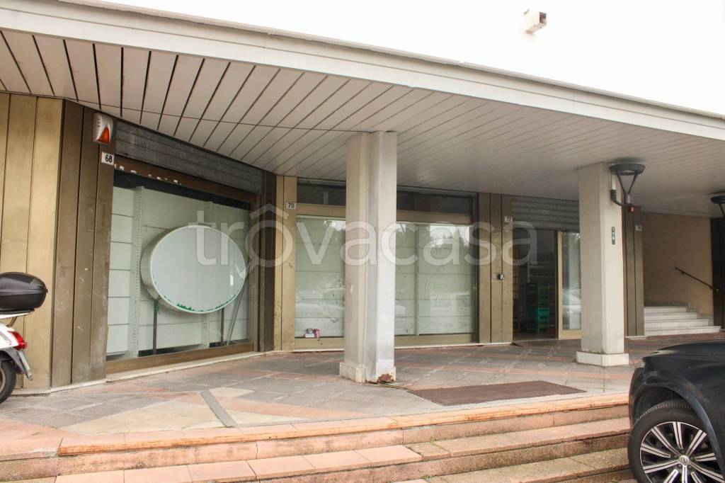 negozio in vendita a Genova