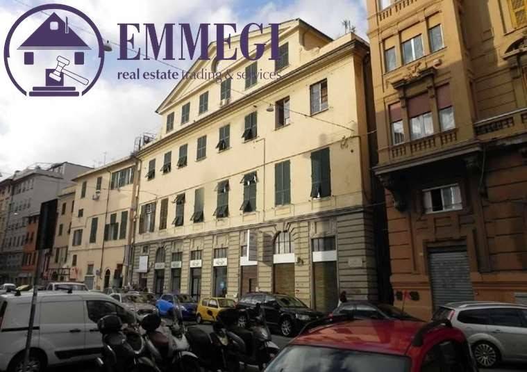 appartamento in vendita a Genova in zona Sampierdarena