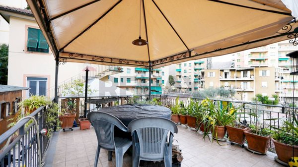 appartamento in vendita a Genova in zona Molassana