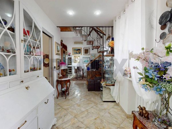 appartamento in vendita a Genova in zona Molassana