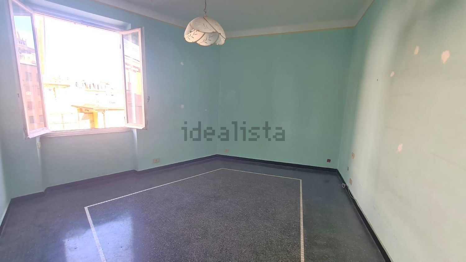 appartamento in vendita a Genova in zona Sampierdarena