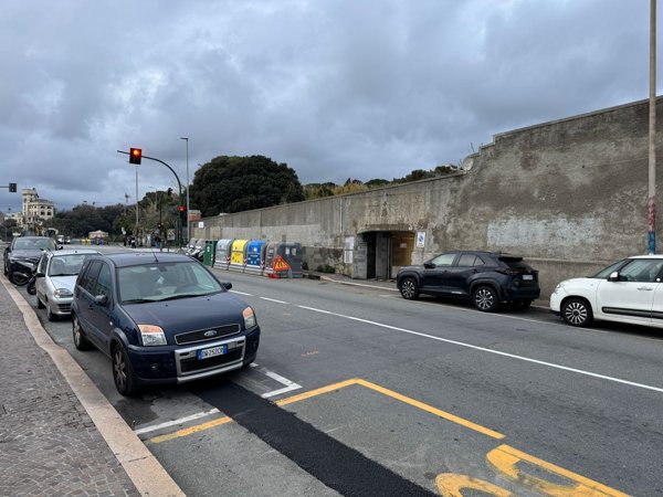 locale di sgombero in vendita a Genova