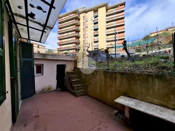 appartamento in vendita a Genova in zona Certosa