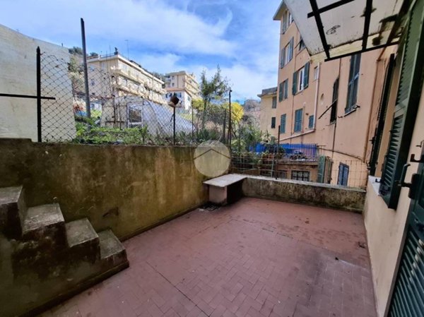 appartamento in vendita a Genova in zona Certosa