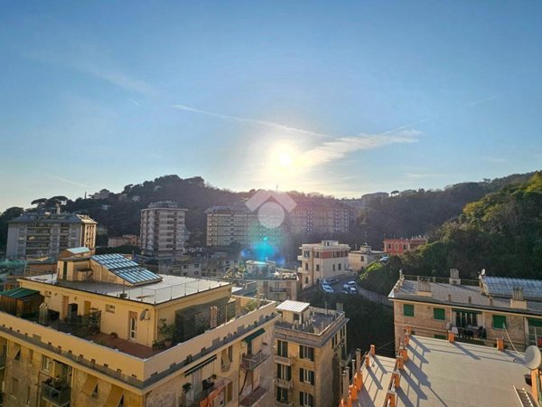 quadrivano in vendita a Genova in zona Pegli