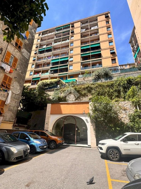appartamento in vendita a Genova in zona Sampierdarena