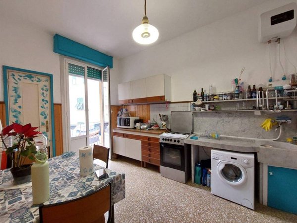 appartamento in vendita a Genova in zona Sampierdarena