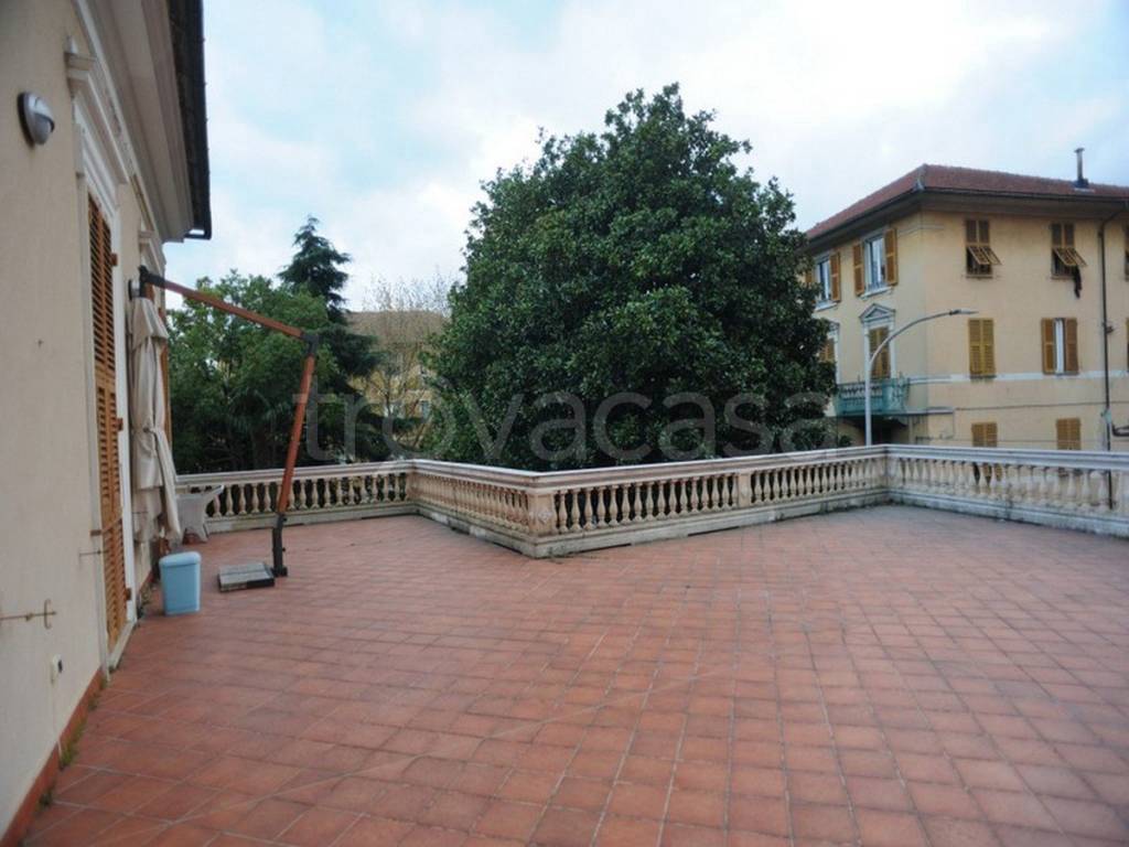 appartamento in vendita a Genova in zona Pontedecimo