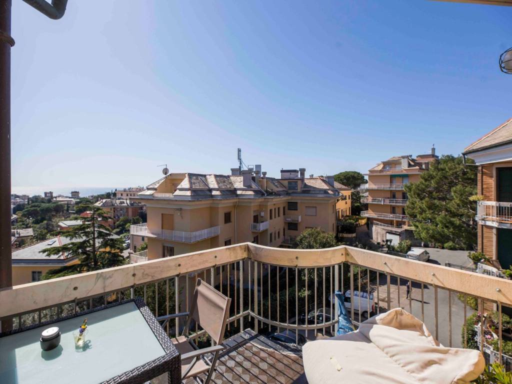 appartamento in vendita a Genova in zona Albaro