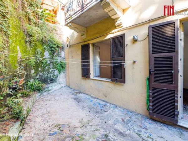 appartamento in vendita a Genova in zona Oregina