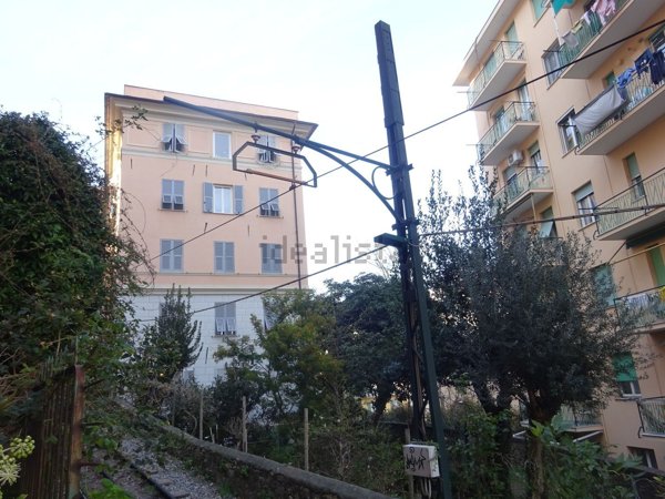appartamento in vendita a Genova in zona Lagaccio / Granarolo
