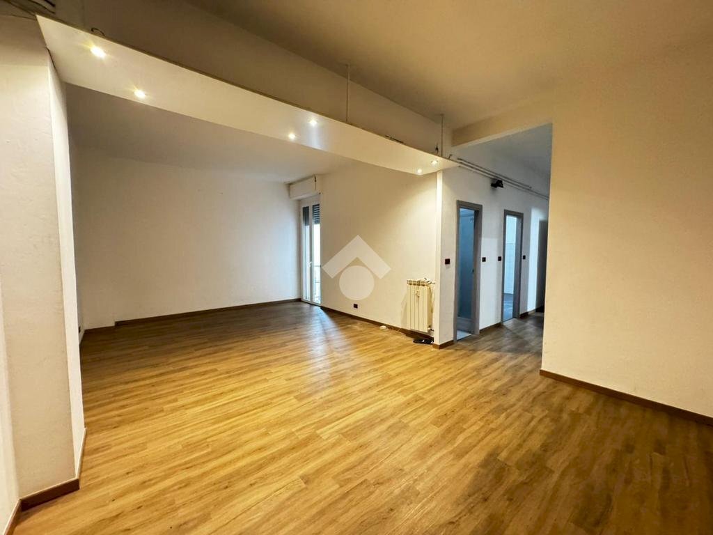 appartamento in vendita a Genova in zona Sampierdarena