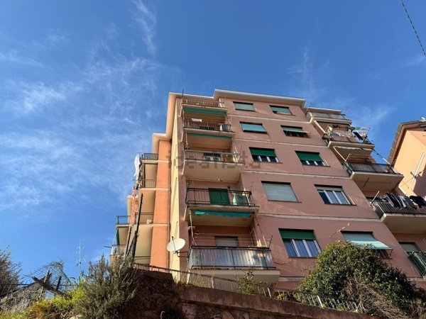 appartamento in vendita a Genova in zona Palmaro / Pra'
