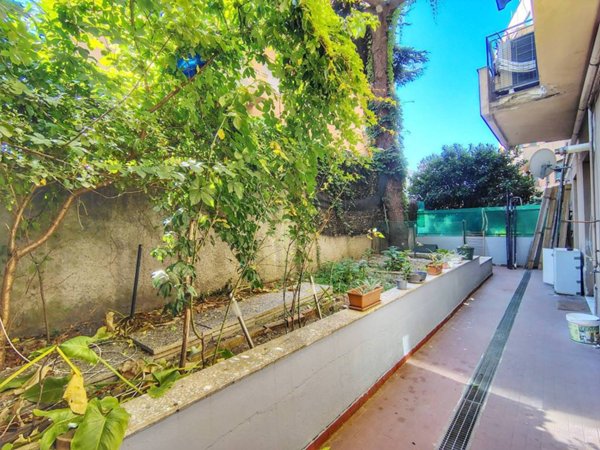 appartamento in vendita a Genova in zona Sampierdarena