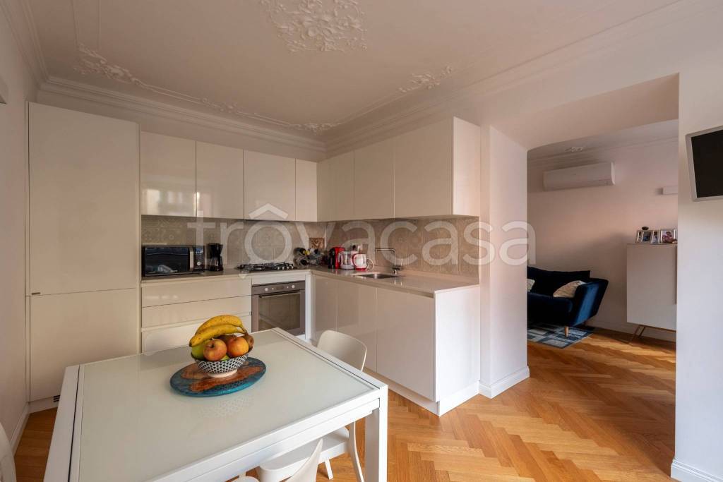 appartamento in vendita a Genova in zona Castelletto