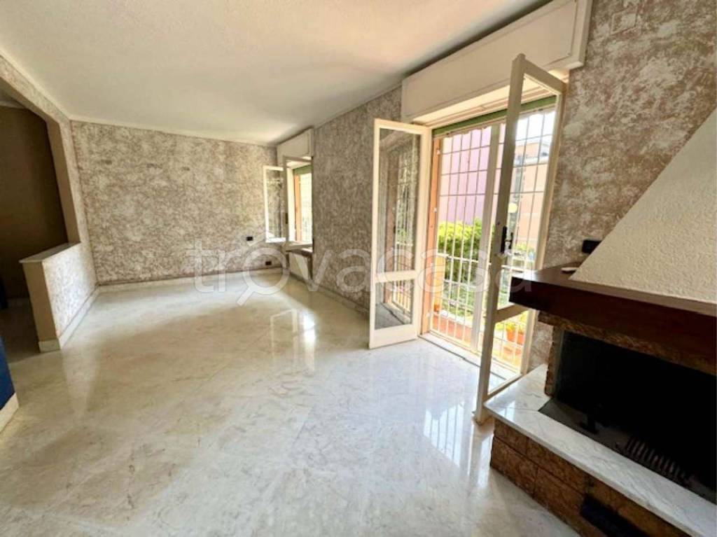 appartamento in vendita a Genova in zona Pegli