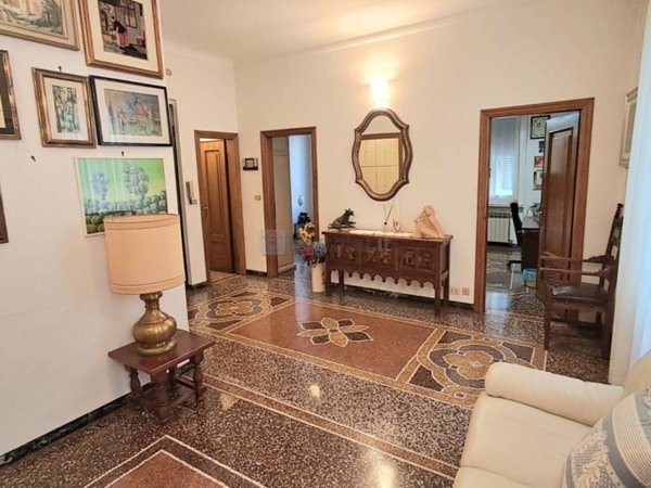 appartamento in vendita a Genova in zona Albaro