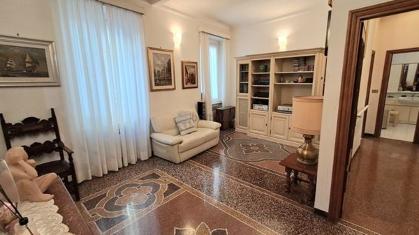 appartamento in vendita a Genova in zona Albaro