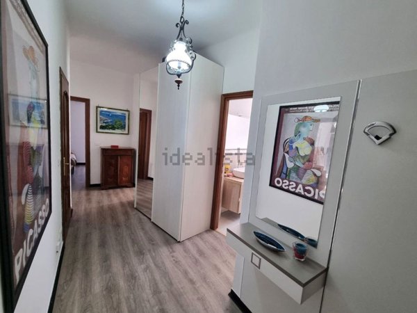 appartamento in vendita a Genova in zona Molassana