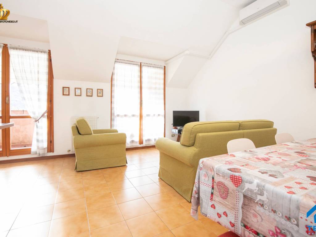 appartamento in vendita a Genova in zona Struppa