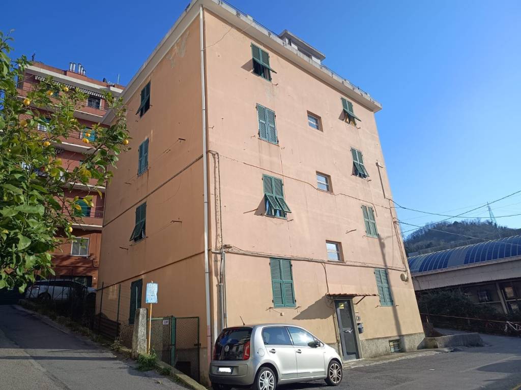 appartamento in vendita a Genova in zona Borzoli